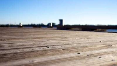 AI Reshapes University Classrooms, Raising Big Questions