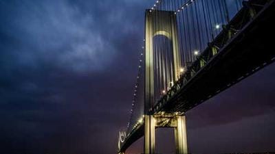 Healthcare Stocks Outperform Tech Amid Cooling AI Enthusiasm